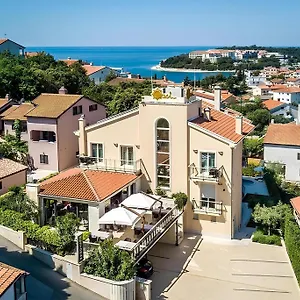 Boutique Oasi 5*, Pjescana Uvala Croatia